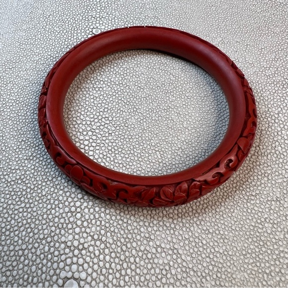 Vintage Authentic Cinnabar Set of Necklace, Bangle Bracelet & Pierced Earrings - Picture 9 of 14